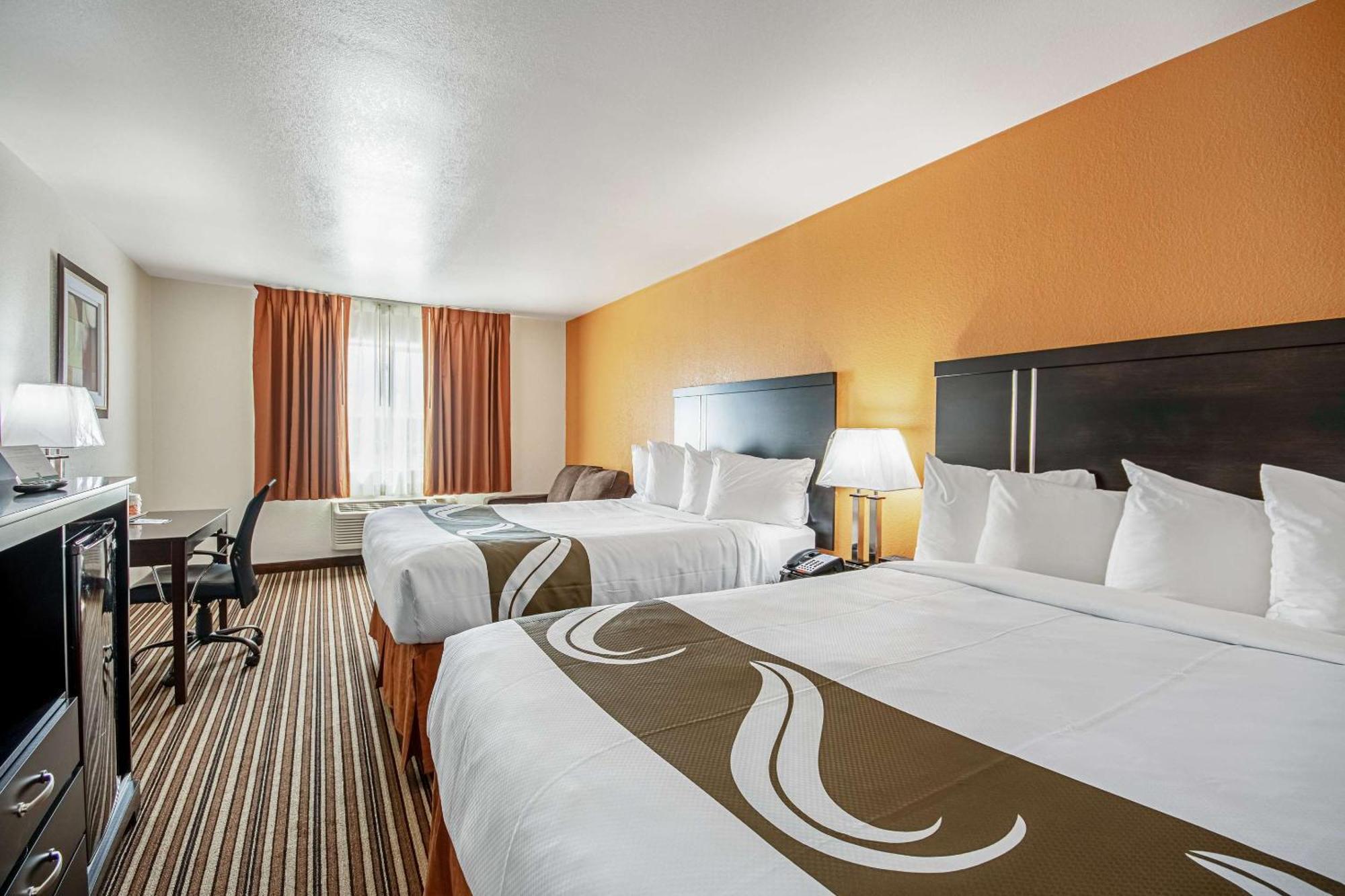 Quality Inn Dodge City Zewnętrze zdjęcie