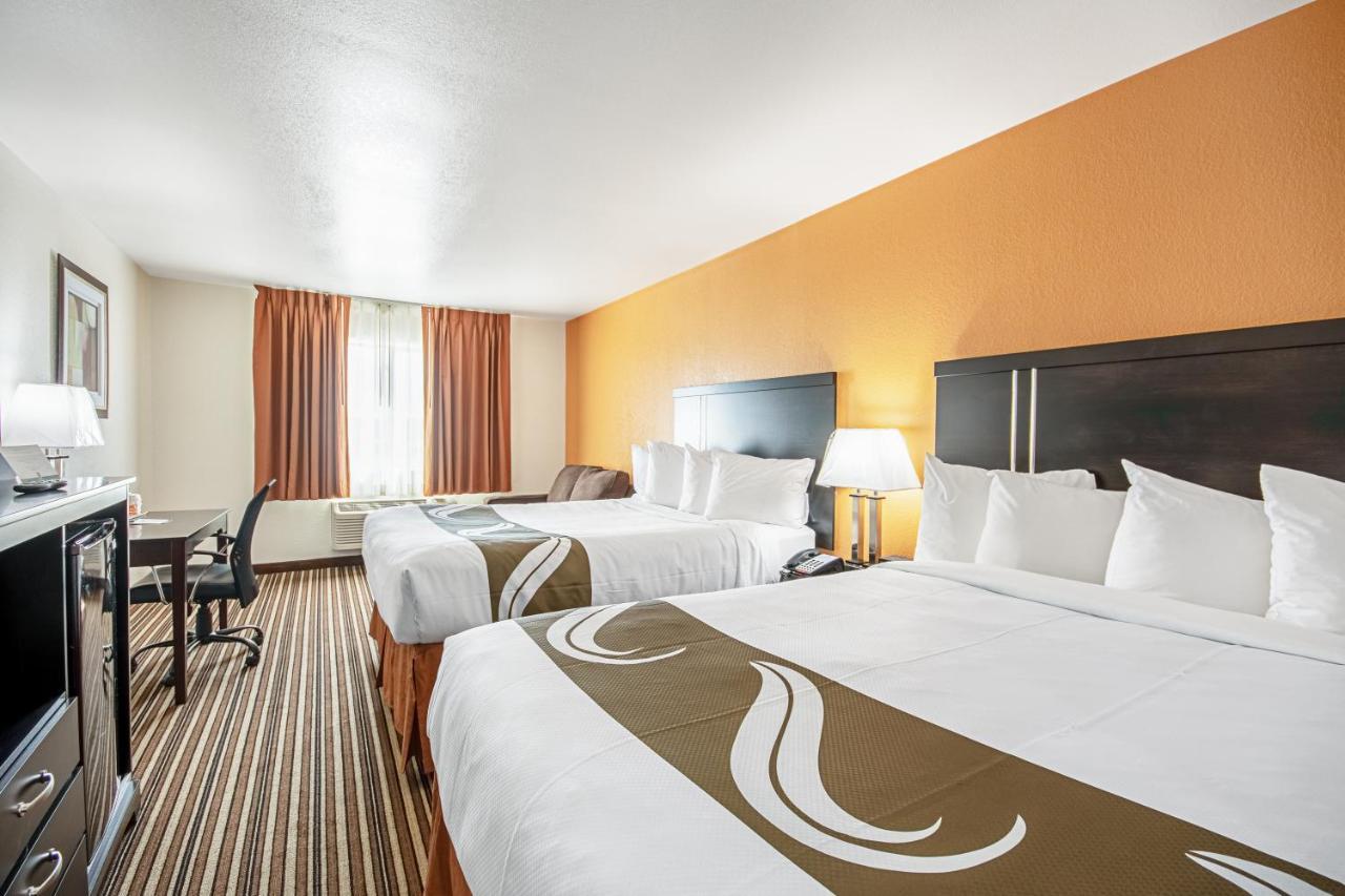 Quality Inn Dodge City Zewnętrze zdjęcie